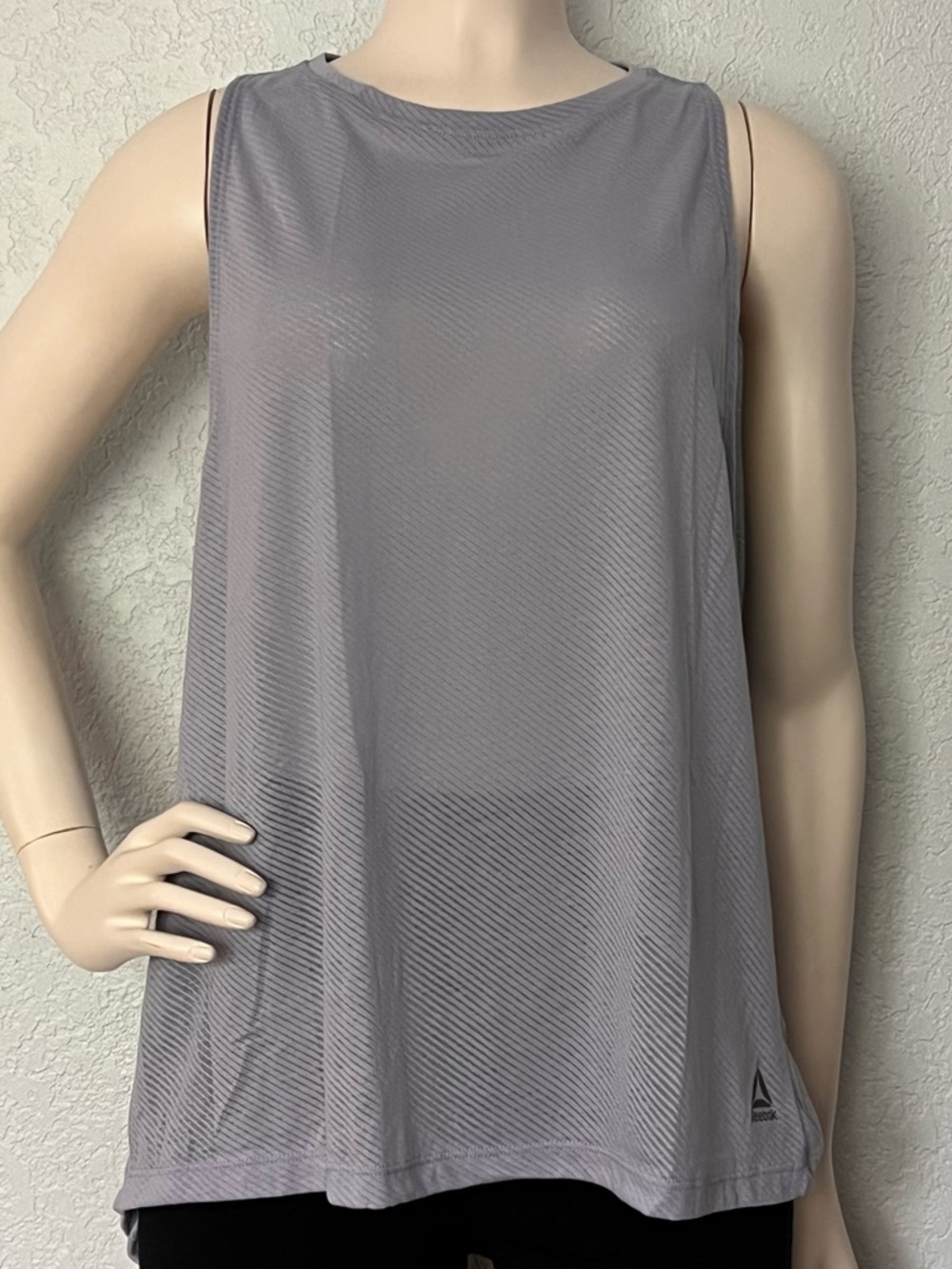 Reebok Speedwick Tank Womens Sz Med Purple Workout Sleeveless Athletic Top Gym
